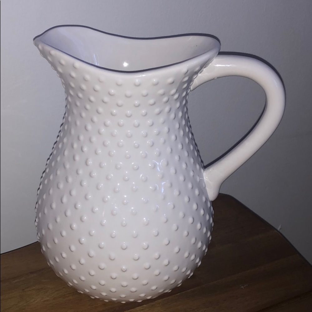 Pitcher/Vase